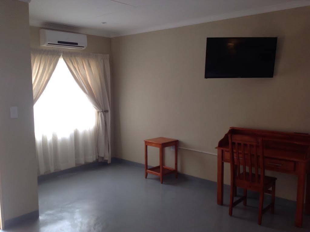 Sabie Retreats Guest House ภายนอก รูปภาพ